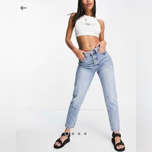 NWT! ASOS STRADIVARIUS LIGHT WASH MOM FIT JEANS!